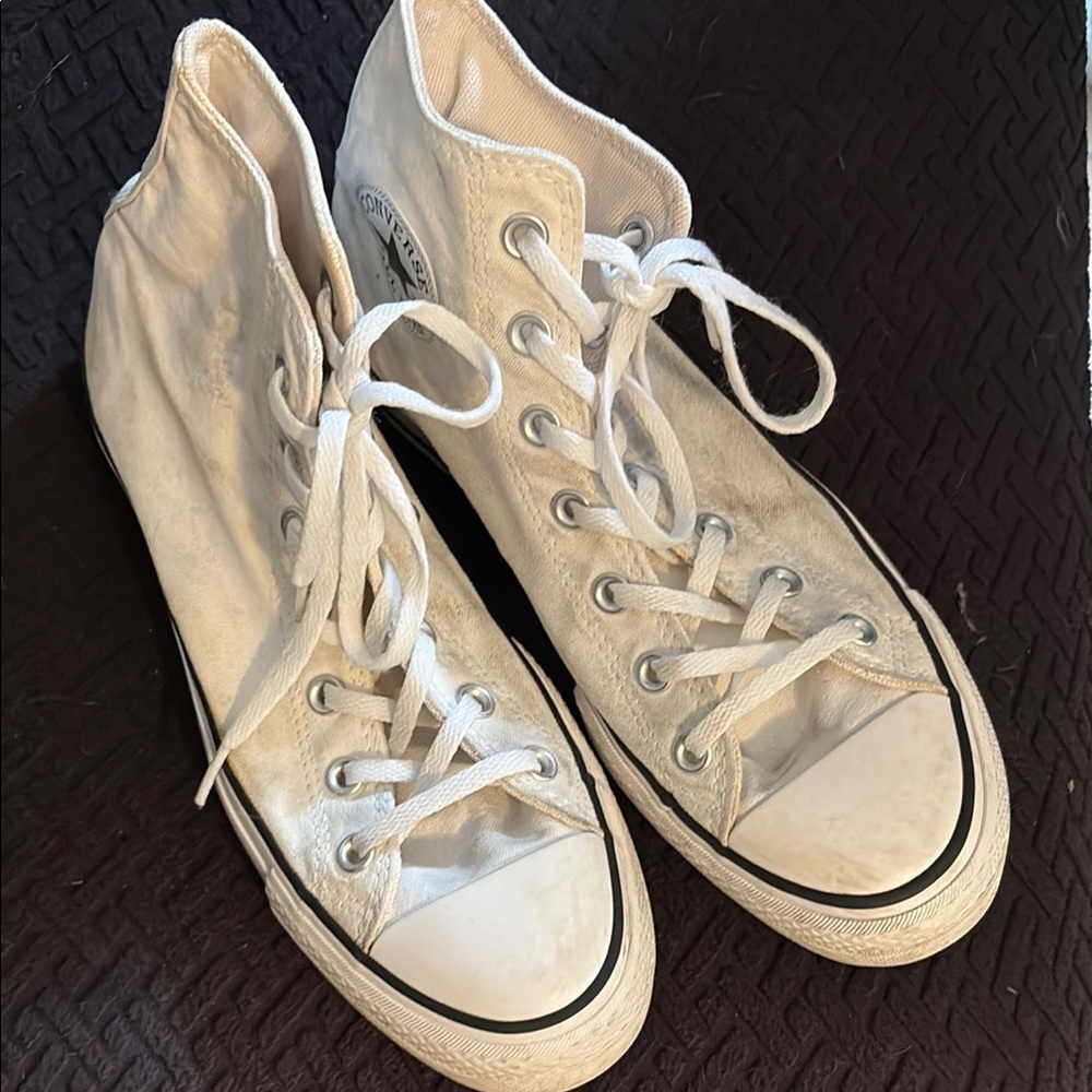 Converse Classic White Canvas High-Tops